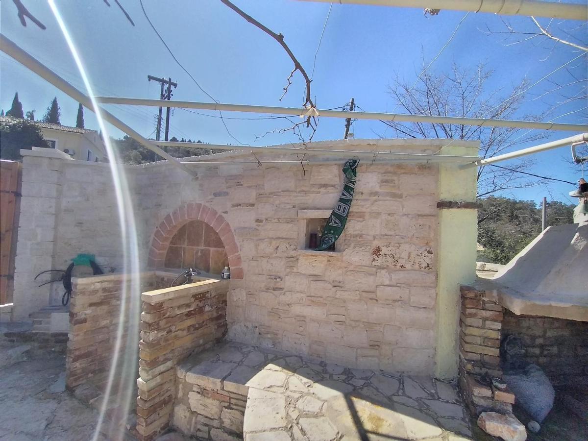 Villa Stonemakers Hide Karyotikon Esterno foto